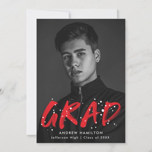 Modern Red Paint Splatter Photo Afstuderen Aankondiging (Voorkant)