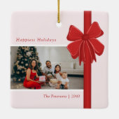 Modern Red Ribbon Bow Wrap Photo Christmas Keramisch Ornament (Achterkant)