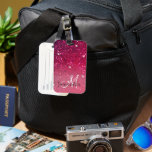 Modern Red & Roze Glitter Sparkles Bagagelabel<br><div class="desc">Introductie van ons sensationele product: Modern Red & Pink Glitter Sparkles! Voeg een vleugje glamour en pit toe aan je leven met deze betoverende glittervonken, ontworpen om iedereen die er een oog op legt te boeien en te verblinden. Of u nu uw persoonlijke bezittingen wilt versieren, creëer prachtige ambachten wilt...</div>