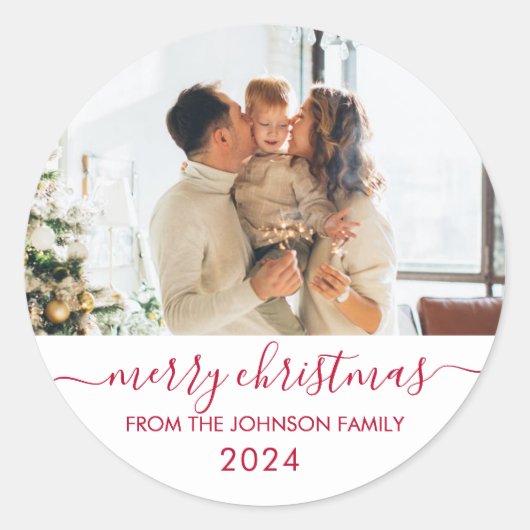 Modern Red Script Familie Foto Vrolijk Kerstfeest Ronde Sticker (Voorkant)