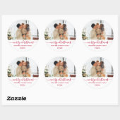 Modern Red Script Familie Foto Vrolijk Kerstfeest Ronde Sticker (Vel)
