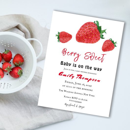 Modern Red Strawberry Berry Sweet Baby shower Kaart