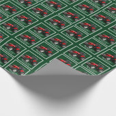 Modern Red Tractor op groen kerstfeest Cadeaupapier (Hoek)
