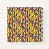 Modern regenboogpatroon notitieboek (Achterkant)