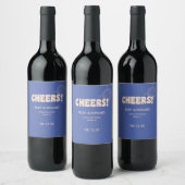 Modern Retro Dark Blue "Cheers!" Custom Wedding Wijn Etiket (Flessen)