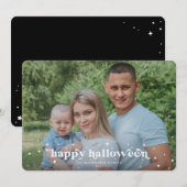 Modern Retro Font+Stars Happy Halloween-fotokaart Aankondiging (Voorkant / Achterkant)