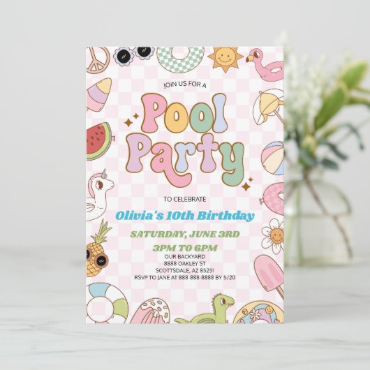Modern Retro Groovy Zomer Verjaardag Pool Party Kaart (Staand voorkant)