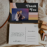 Modern Retro Rainbow Dark Foto Weddenschap Harteli Briefkaart<br><div class="desc">Deze moderne, donkere foto-bruiloft met regenboog is perfect voor je eenvoudige sinaasappel, roos goud en een blote roze bruiloft. Ontworpen met elementen van een klassieke, kleurrijke boho-boog en groovy-minimalistische strepen. Het ontwerp heeft een uniek abstract tropisch strand, geweldig voor elke lente, zomer of herfstbruiloft. Het product is aanpasbaar, omdat de...</div>