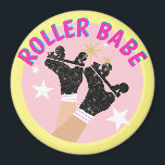 Modern Roller Babe Skater Derby Skating Gift Magneet<br><div class="desc">Koel moderne pastelroze en zwarte hemellichamen melkachtige manier sterrenstofquads. Perfecte abstracte pootdragende schaatsen kunst voor rolluiper babe, vrouw, meisje. Voorzieningen voor rolstoelpatronen op deuropeningen, mokken, verpakkingspapier, enz. Roller schaatsen illustratie ontwerpcadeau voor dochter, kleindochter, derby girl, rolbabe. rolschaatsen, quad roller-schaatsen, retro roller-stijl, voor rolschaatsen, klassieke rollerskate pastel-esthetische illustratie, rollerderby, roller derby-patroon,...</div>