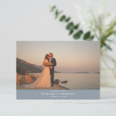 Modern Romantic Dusty Blue Photo Wedding Bedankkaart (Staand voorkant)