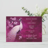Modern Romantic Magenta en White Peacock Wedding Kaart (Staand voorkant)