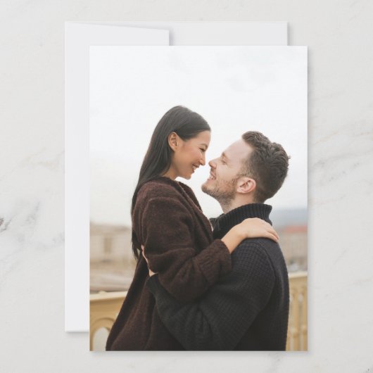 Modern romantisch script zwart wit 2 foto bruiloft kaart (Achterkant)