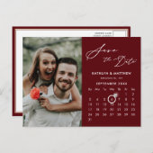 Modern Rood Elegant Script Photo Save the Date Aankondigingskaart (Voorkant / Achterkant)