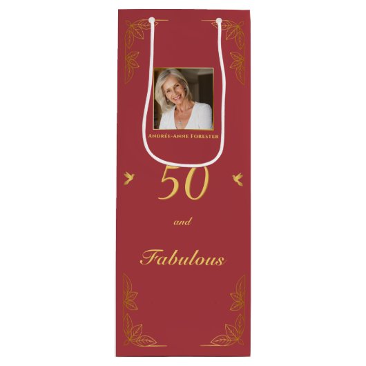 Modern Rood Goud 50 Fabulous Verjaardagsfoto Wijn Cadeautas (Voorkant)