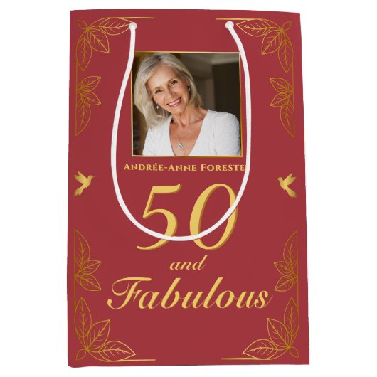Modern Rood Goud 50 Fantastische Verjaardag Medium Cadeauzakje (Voorkant)