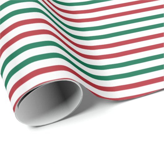 Modern Rood Groen en Wit Gestreepte Kerstmis Cadeaupapier (Rol Hoek)