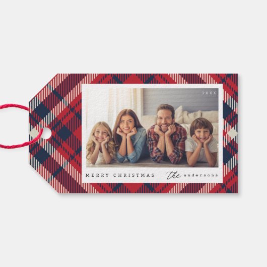 Modern rood wit blauw geruite kerst familie foto cadeaulabel (Achterkant Horizontaal)