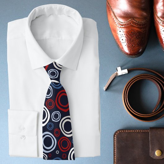 Modern rood wit en blauw geometrisch patroon stropdas