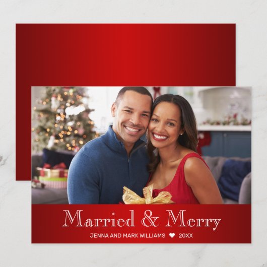 Modern Rood Wit Getrouwd en Vrolijk Foto Feestdagenkaart (Voorkant / Achterkant)