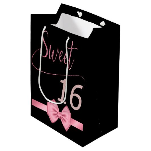 Modern roos elegant chique zoet 16 medium cadeauzakje (Voorkant Gekanteld)