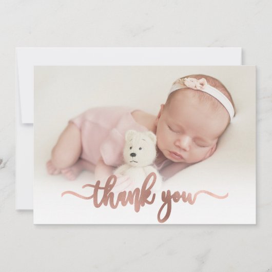 Modern Roos Gold Script Baby Foto dank u Bedankkaart (Voorkant)