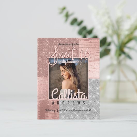 Modern Roos Gold Silver Glitter Foto Sweet 16 Uitnodiging Briefkaart (Staand voorkant)