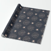 Modern Roos Gold Stars & Sneeuwvlok Black Christma Cadeaupapier (Uitgerold)
