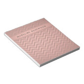 Modern Roos Gouden Chevron Patroon Monogrammed Notitieblok (Schuin)
