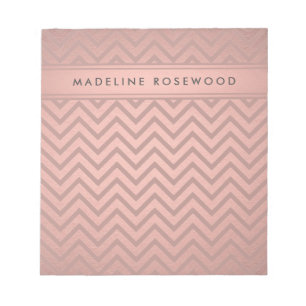 Modern Roos Gouden Chevron Patroon Monogrammed Notitieblok