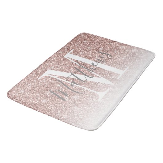 Modern Roos Gouden Glitter Monogram Familienaam Badmat (Gekanteld)