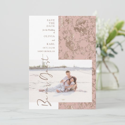 Modern Rose Gold Be Our Guest Photo Couple (Staand voorkant)