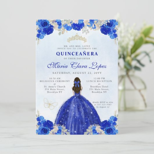 Modern Royal Blauw Goud Bloemen Prinses Quinceañer Kaart (Staand voorkant)