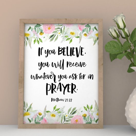 Modern roze bloemige Mattheüs Bijbelvers Poster