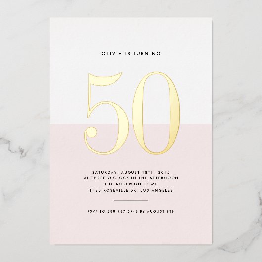 Modern Roze en Wit 50e Verjaardag Gouden Folie Uitnodiging (Voorkant)