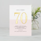 Modern Roze en Wit 70e verjaardag Gouden folie Folie Uitnodiging (Staand Voorkant)