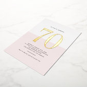 Modern Roze en Wit 70e verjaardag Gouden folie Folie Uitnodiging (Gedraaid)