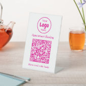 Modern Roze en Wit Afspraak Reserveren QR Code Reclamebord Met Voetstuk (Insitu)