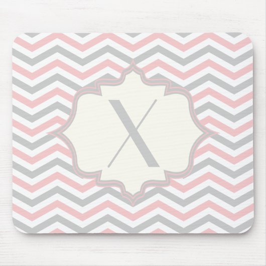 Modern roze, grijs, ivoor chevron patroon op maat muismat (Voorkant)