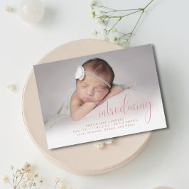 Modern Roze introduceert foto's met een eenvoudige Aankondiging
