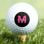 Modern Roze Monogram Naam Initialen Gepersonalisee Golfballen<br><div class="desc">Custom Creëer Uw eigen Girly Modern Roze Monogram Naam Initialen Gepersonaliseerde golfballen. Deze stijlvolle, vrouwelijke golfballen brengen een vleugje flair naar het groen, met een levendig magenta hot pink initiaal in combinatie met een vloeiende witte scriptnaam voor een prachtig gepersonaliseerde look. Perfect voor de vrouwelijke golfer die houdt van zowel...</div>