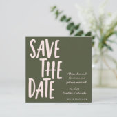Modern roze olijfgroen handschrift bruiloft save the date (Staand voorkant)