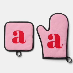 Modern Roze Rood Monogram Initiaal Gepersonaliseer Ovenwant & Pannenlap Set