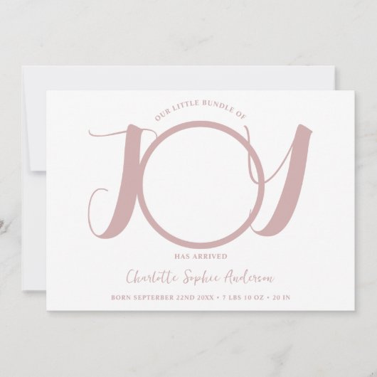 Modern roze script baby meisje drie foto geboorte aankondiging (Voorkant)