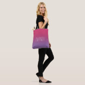 Modern Roze tot Paarse Gradient Handgeschreven Naa Tote Bag (Op model)