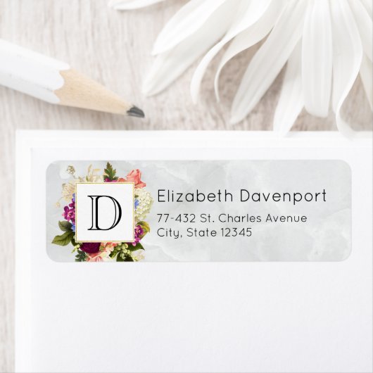 Modern Roze Waterverf Floral Bouquet Monogram Etiket (Insitu)