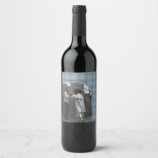 Modern Rustic Plaid Holiday Wine Label Personalize Wijn Etiket (Voorkant)