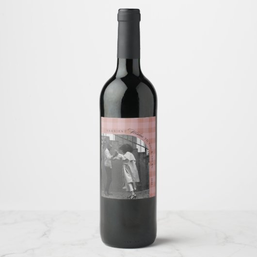 Modern Rustic Plaid Holiday Wine Label Personalize Wijn Etiket (Voorkant)
