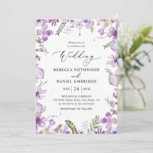 Modern Rustic Purple Flowers Wedding Kaart (Staand voorkant)
