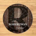 Modern rustiek hout familie monogram dartbord<br><div class="desc">Introductie van onze Modern Rustic Wood Family Monogram dart board! met aangepaste schuur hout print ontwerp, dit land-geïnspireerde stuk toont een gepersonaliseerde houten plank met uw familienaam. Perfect voor zowel rustieke boerderij en hedendaagse omgevingen, het maakt ook een doordacht cadeau voor elke moderne camper. Voeg een vleugje bruine warmte toe...</div>