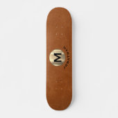 Modern Sable Leather Gold Monogram Persoonlijk Skateboard (Voorkant)